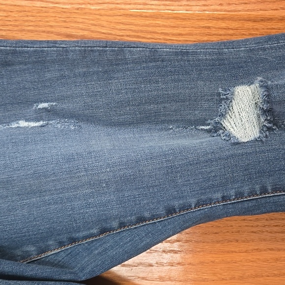 Judy Blue Jeans Womens 11/30 Mid Rise Pull On Boyfriend Fit Distressed Pants - Picture 5 of 10